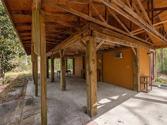 4th image of 1187 SW Boston Ter