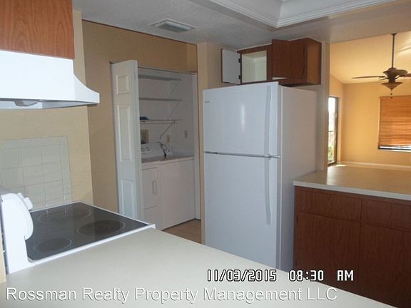 5th image of 808 Cape Coral Pkwy W APT 205