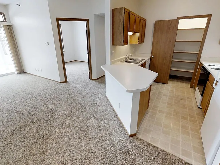 245 Sinclair Ave — Photo 24