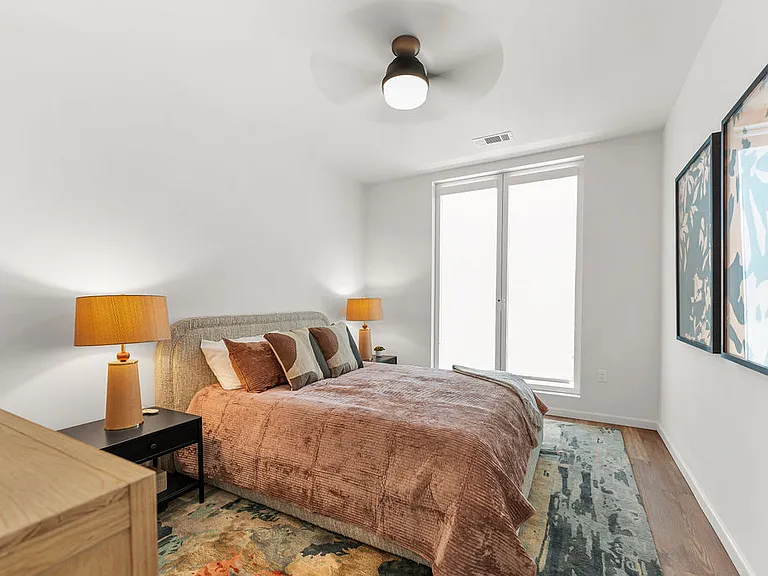River's Edge Residences — Photo 48
