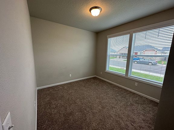 4th image of 8305 Ballard Loop