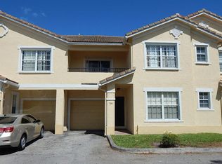 704 Belmont Ln, Pompano Beach, FL 33068