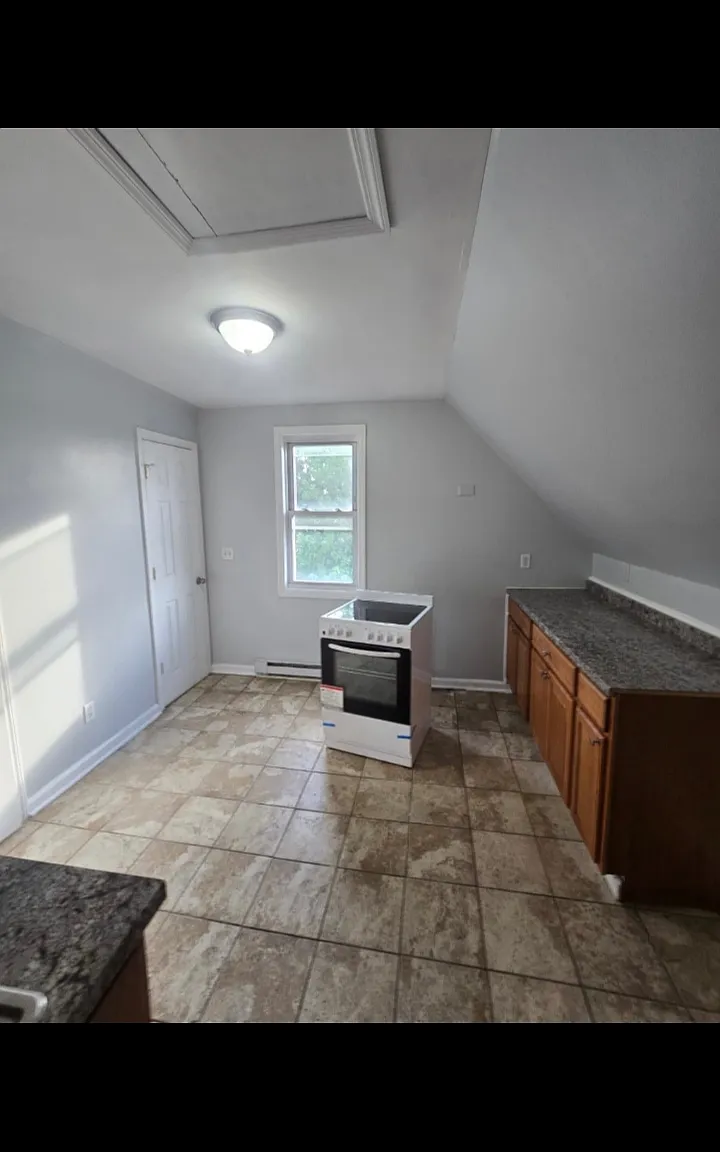 1 bed, $1,575 — Photo 1