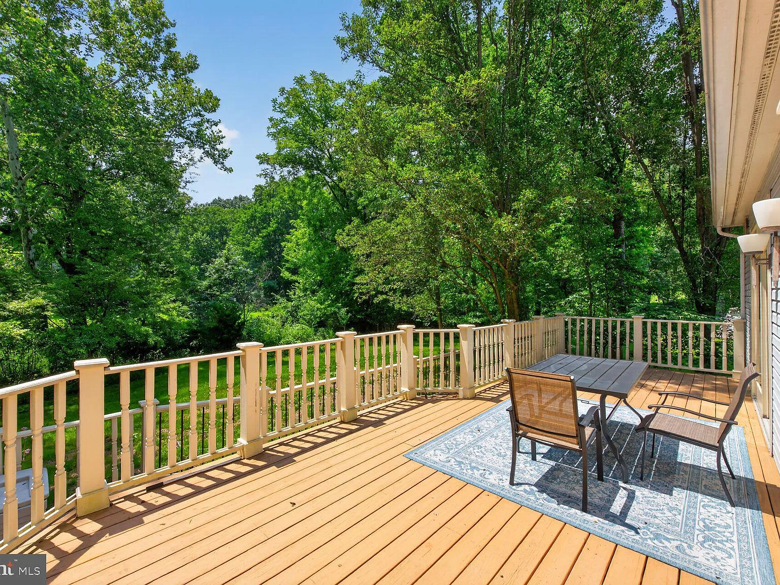 5 bed, 3.5 bath, 3030 sqft, $4,500 — Photo 4
