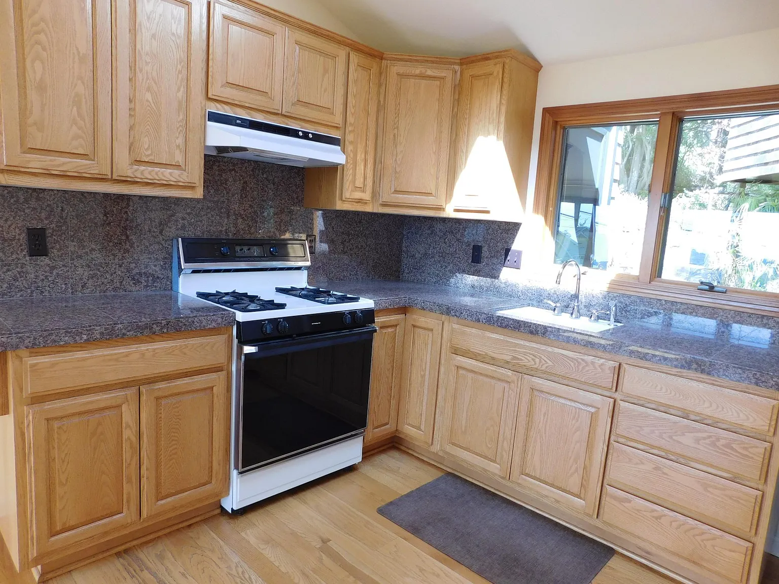 146 Navarra Ave — Photo 4