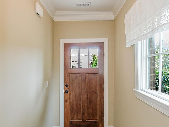 5th image of 4028 Eagle Ridge Ct