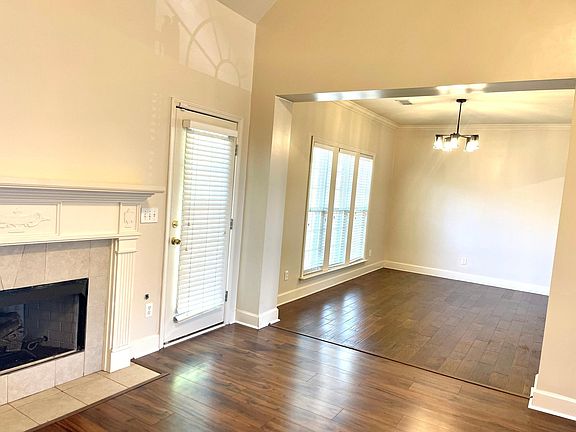 5th image of 8519 Berrington Ct