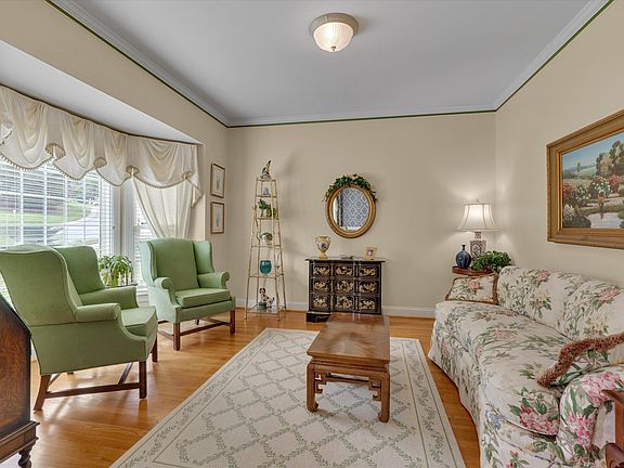 5th image of 1429 Sandusky Ln