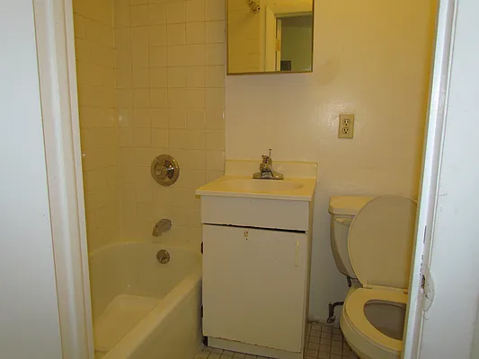 Rented by Landmark Real Estate | media 25