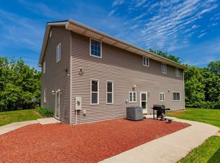 2500 Acorn St, Norwalk, IA 50211