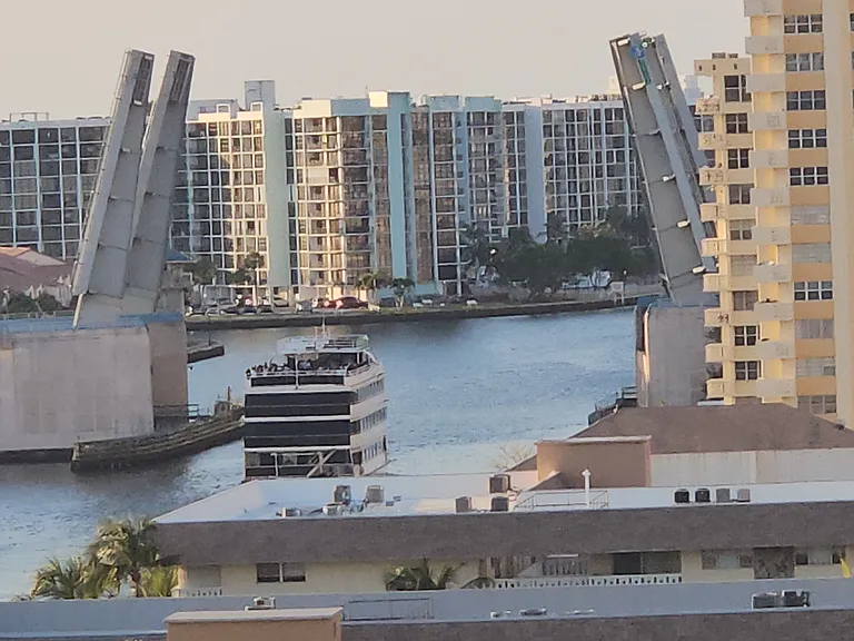 1965 S Ocean Dr #11 — Photo 47