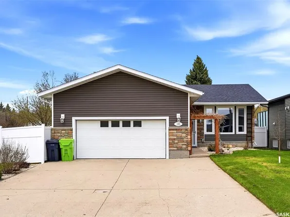 1001 Dewdney STREET, Indian Head, SK S0G 2K0