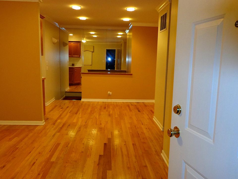1st image of 2044 Lioncrest Dr #101