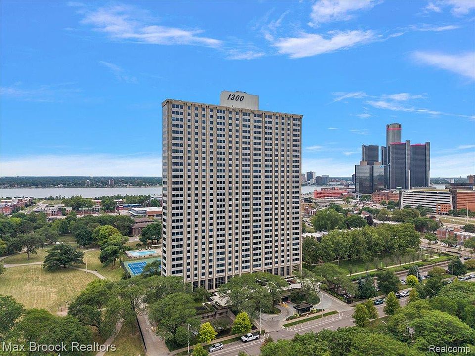1st image of 1300 E Lafayette St APT 1509