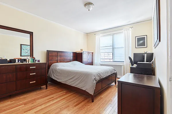 Sold by Homesmart Premier Living Realty | media 27