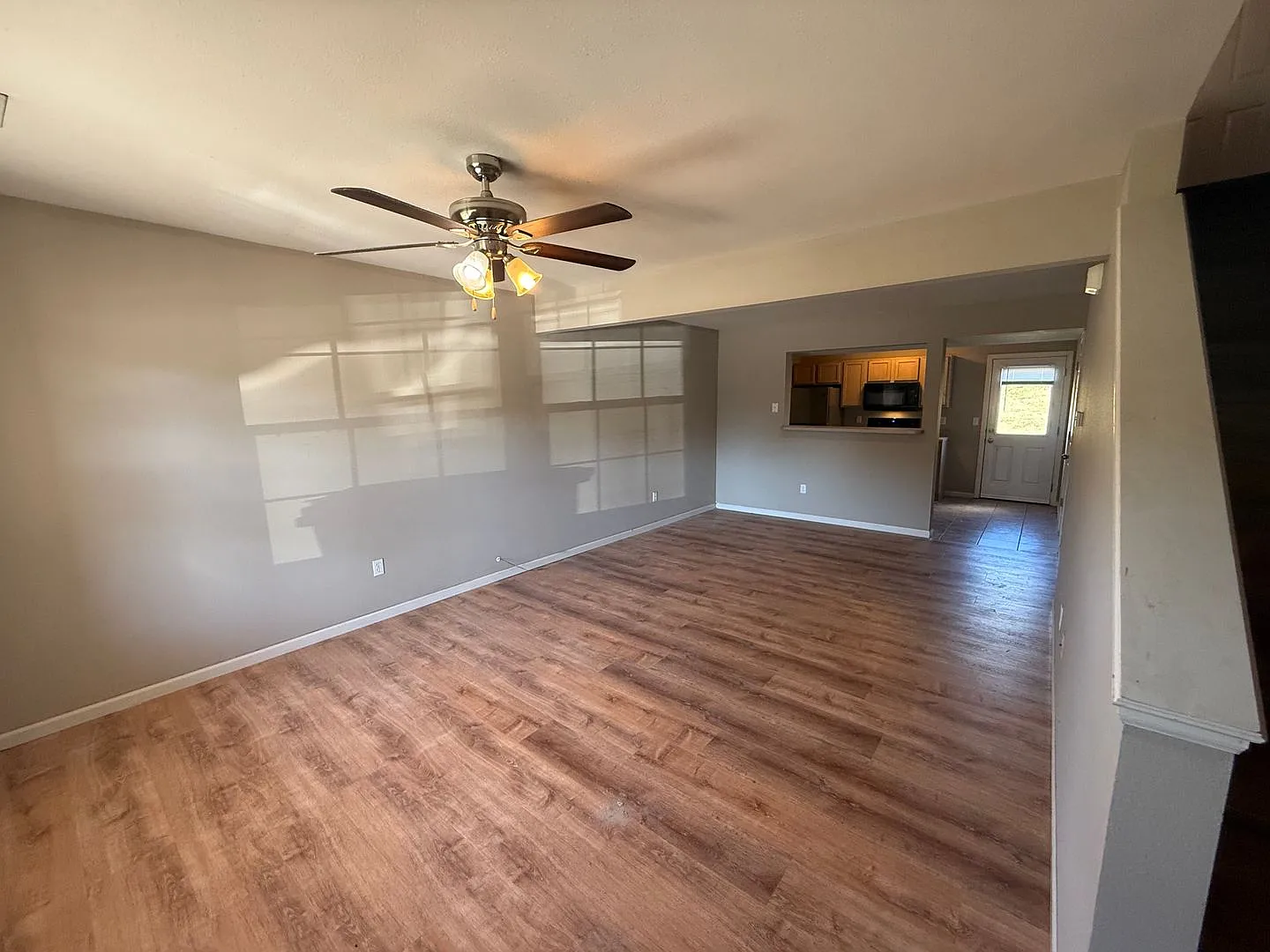 Vanderveen Duplex — Photo 3