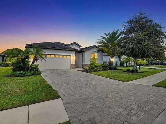 3rd image of 17307 Blue Ridge Pl