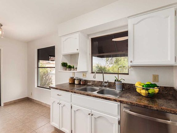3rd image of 16657 E Gunsight Dr Unit 102