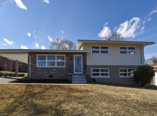 3321 Sunset Dr, Saint Paul, VA 24283