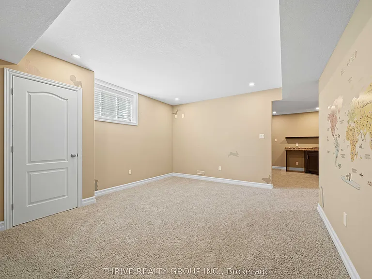 3 Dausett Dr — Photo 38