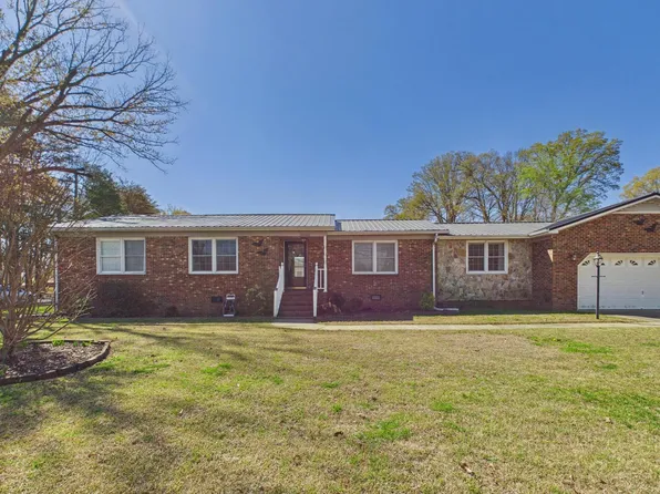 1506 Cadiz St, Burlington, NC 27217