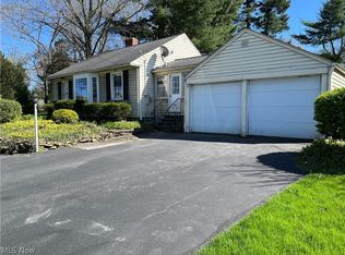 6466 Wilson Mills Rd, Mayfield Village, OH 44143