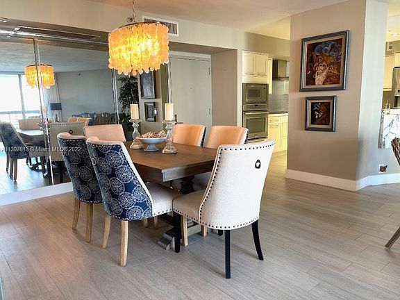 3rd image of 3500 Mystic Pointe Dr APT 1507