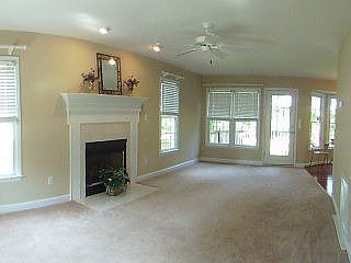 2nd image of 808 Deer Hollow Ct