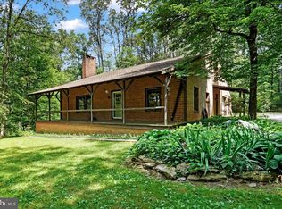 16714 Green Valley Ct, Stewartstown, PA 17363