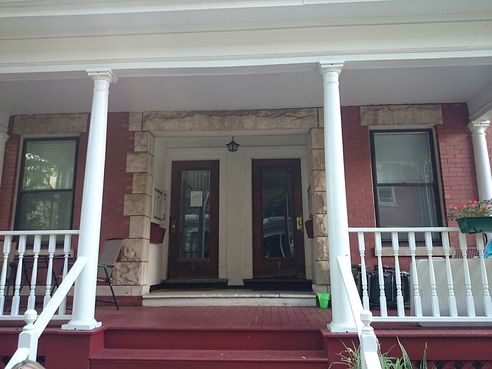 1st image of 7 Auburn Ct #2