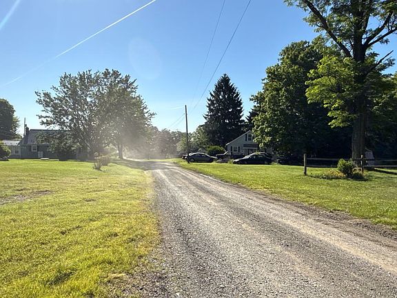 4th image of 7553 Dusty Rd