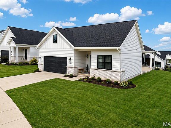 2nd image of 155 Haven Ridge Ct