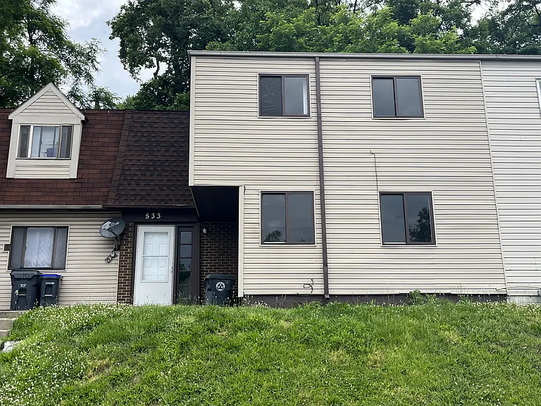 533 Saint Marys Dr — Photo 1