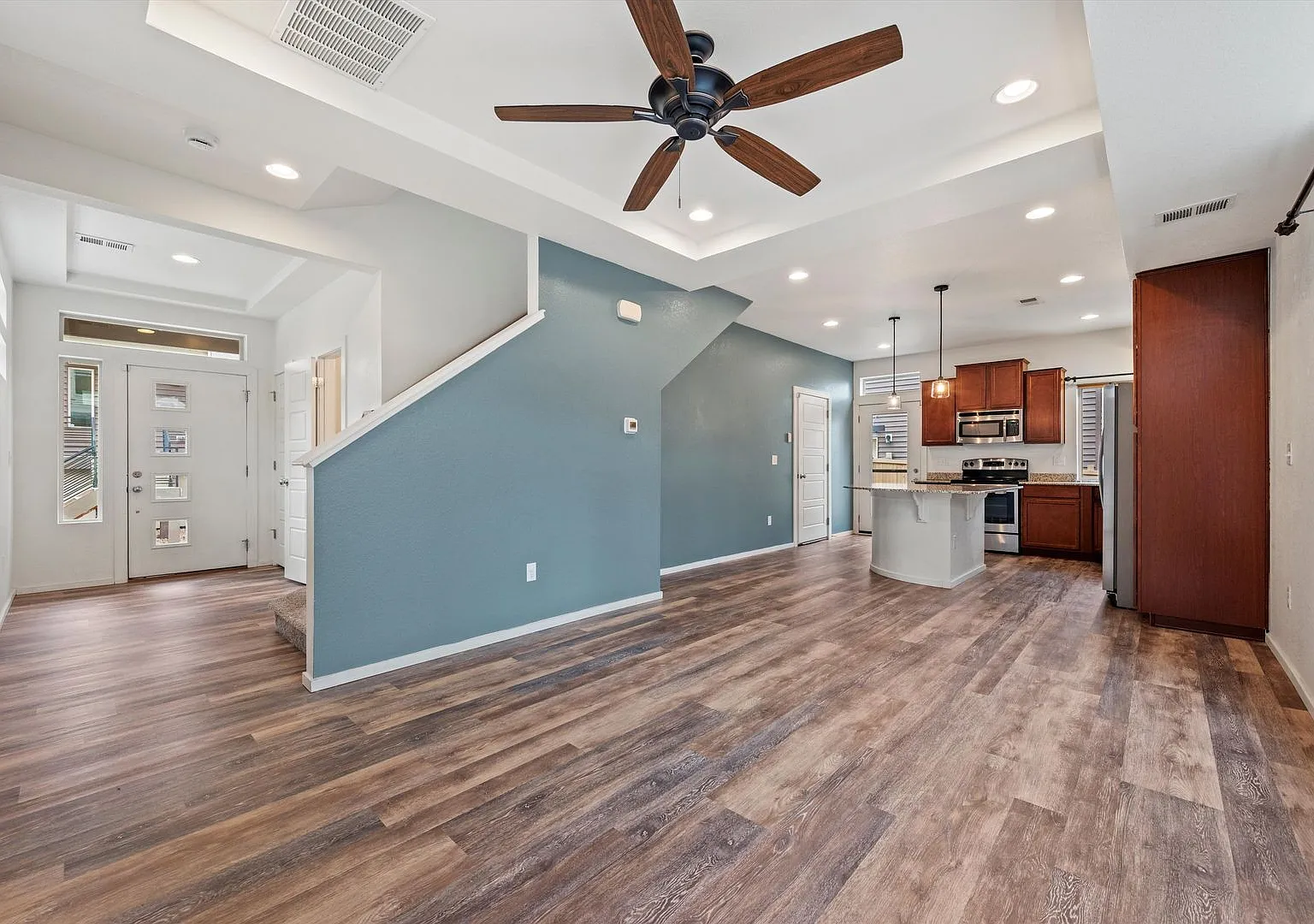 Castle Rock Rental Home | 3 Bedrooms, Granite Countertops & Fenced Yard — Photo 3
