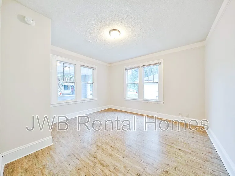 6601 Sunset Dr — Photo 8