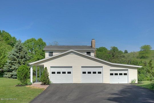 4th image of 154 Maxwell Ln