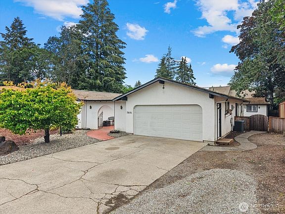 3rd image of 7601 90th Avenue SW