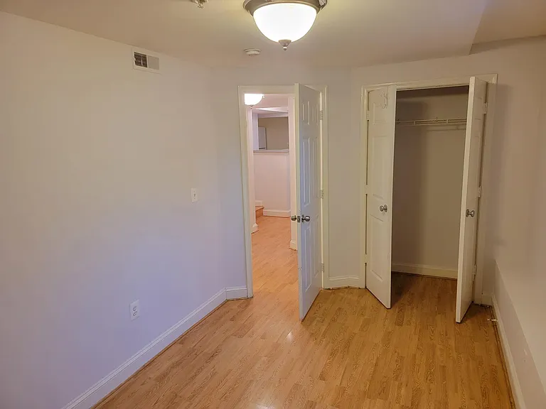 330 Rhode Island Ave NE #10 — Photo 17