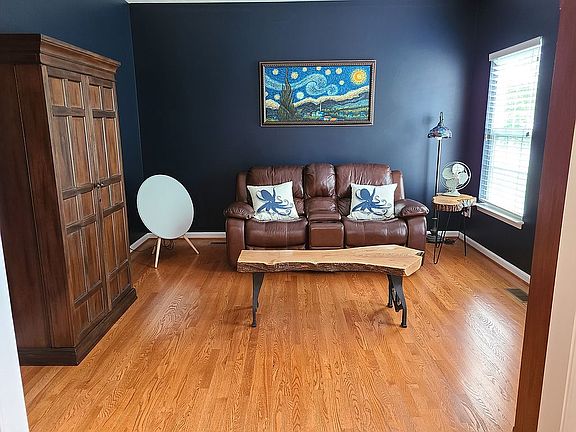 2nd image of 2127 Benomi Dr