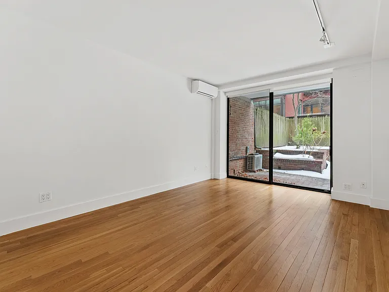 842 Carroll St #1 — Photo 8