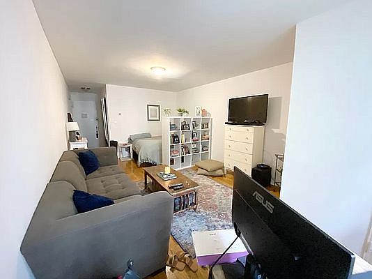2nd image of 235 E 83rd St APT 2G
