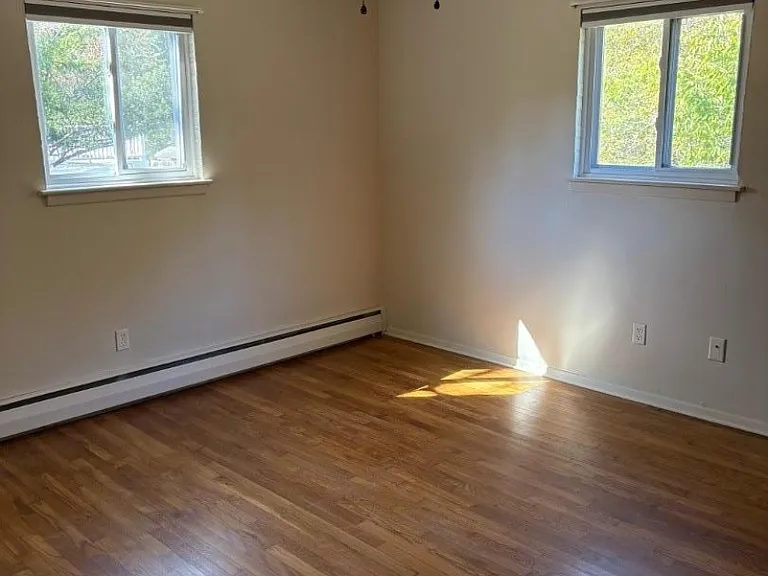 60 Meadowbrook Dr — Photo 11