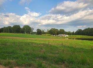 1575 Vaughn Rd, Griffin, GA 30223