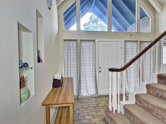 5th image of 3803 Fernglade Dr