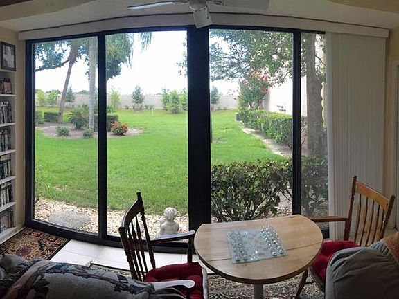 4th image of 2532 Clubhouse Cir Unit 104