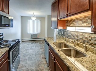 Charlton Estates, West Saint Paul, MN 55118
