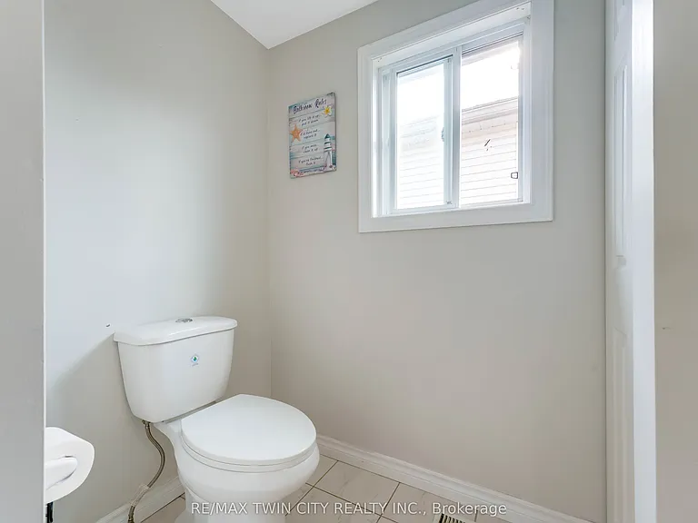 183 Bush Clover Cres — Photo 22