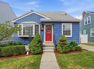 3841 Bacon Ave, Berkley, MI 48072