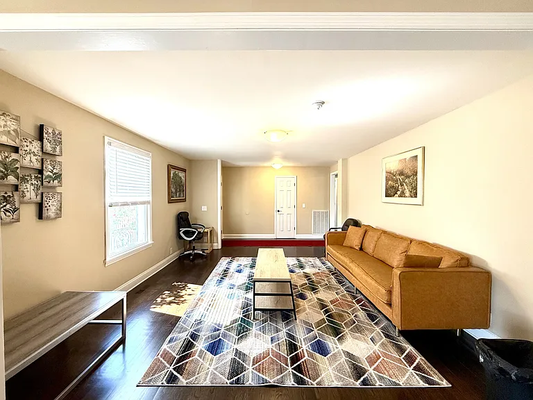 410 Lancaster Ave — Photo 7