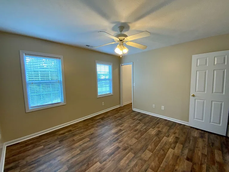 202 Thrush Ct — Photo 21